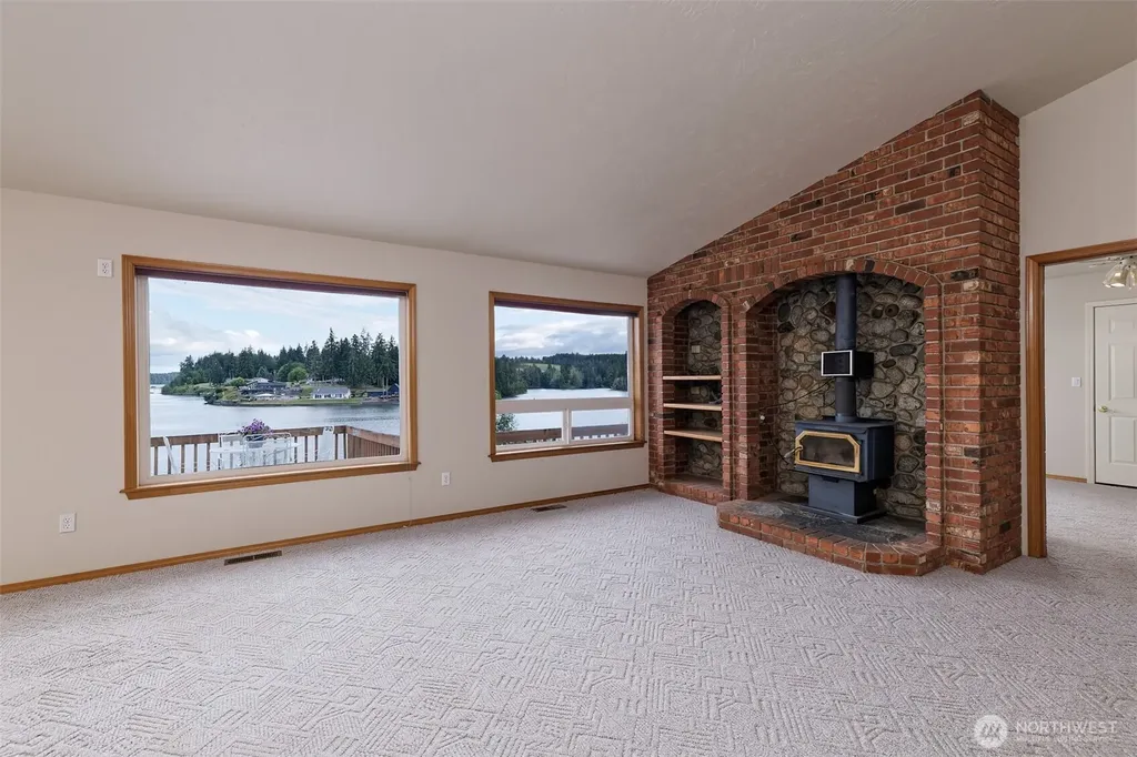 220 SE Sells Drive Shelton WA 98584