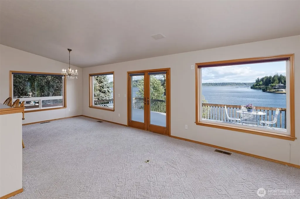 220 SE Sells Drive Shelton WA 98584