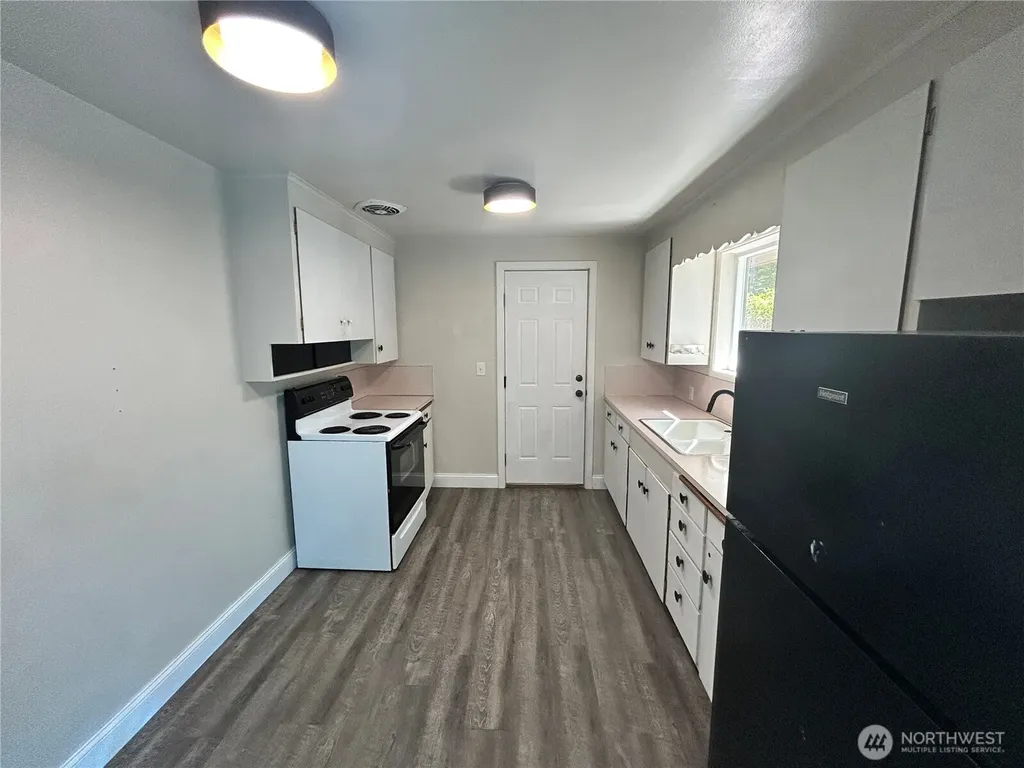 11717 83rd Avenue SW Lakewood WA 98498