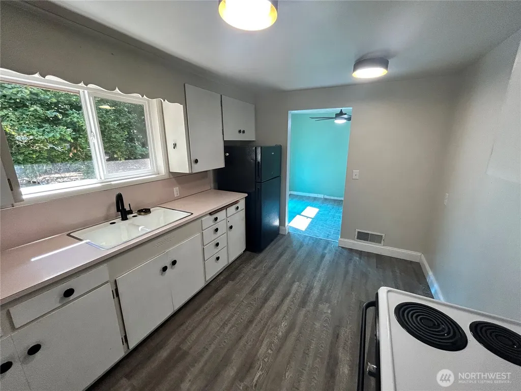 11717 83rd Avenue SW Lakewood WA 98498