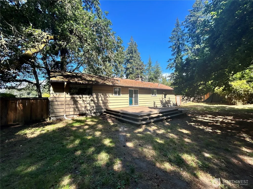 11717 83rd Avenue SW Lakewood WA 98498
