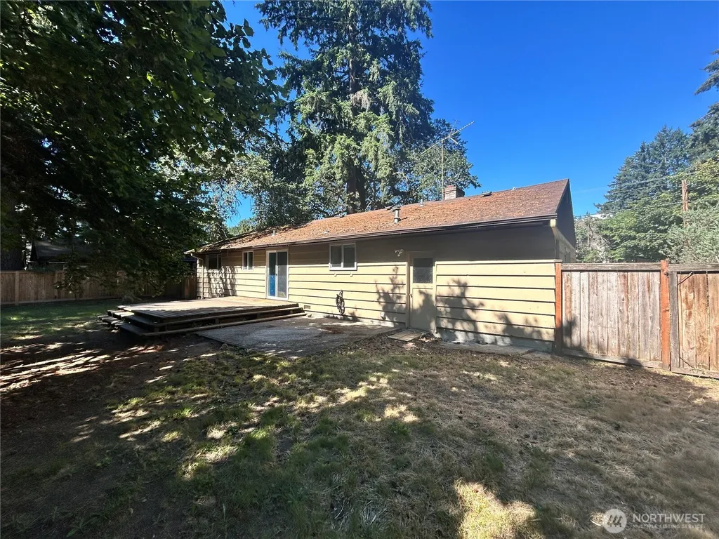 11717 83rd Avenue SW Lakewood WA 98498