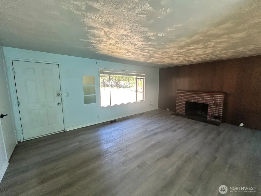11717 83rd Avenue SW Lakewood WA 98498