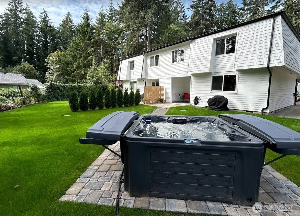 4714 69th Street NW Gig Harbor WA 98335