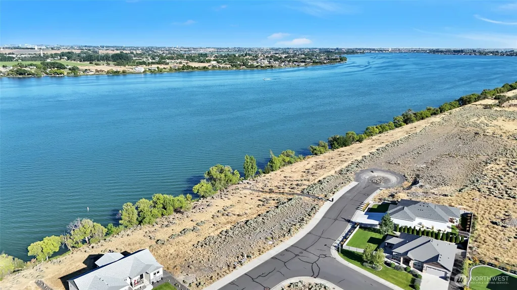 3973 Edwards Road NE Moses Lake WA 98837