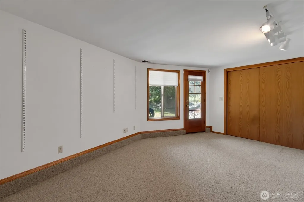 13708 149th Street Ct E Puyallup WA 98374