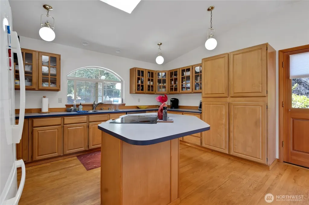 13708 149th Street Ct E Puyallup WA 98374