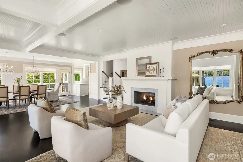 6952 96th Avenue SE Mercer Island WA 98040
