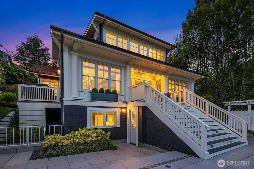 6952 96th Avenue SE Mercer Island WA 98040