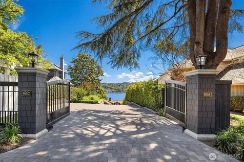 6952 96th Avenue SE Mercer Island WA 98040