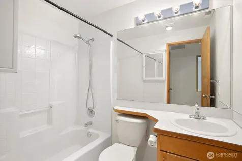 21911 SE 239th Street Maple Valley WA 98038