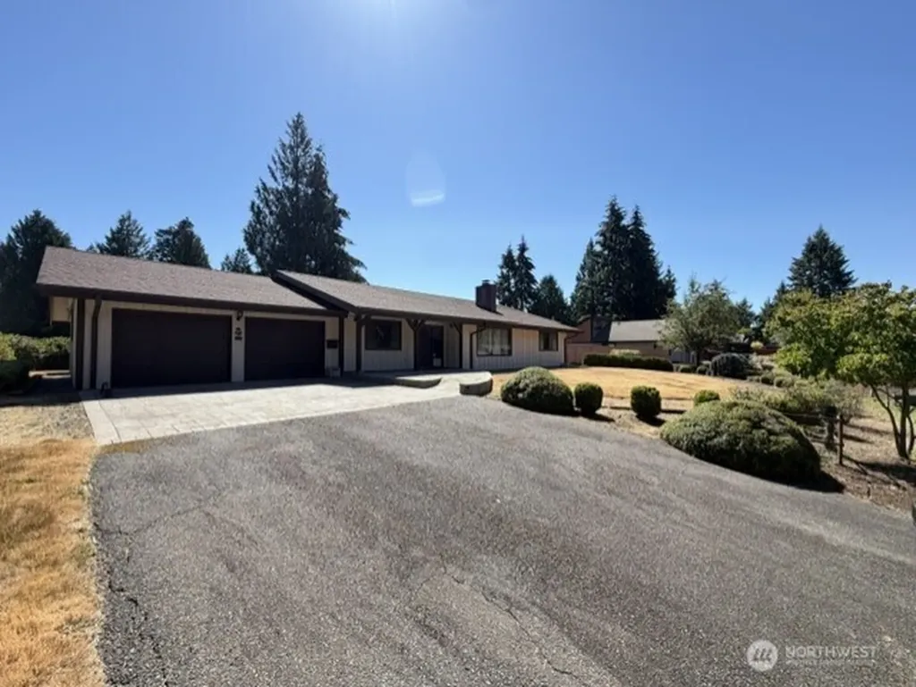 172 Hemlock Drive Chehalis WA 98532