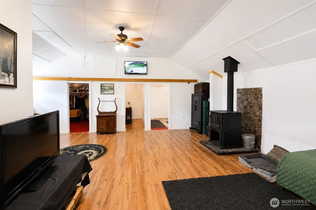 567 Pontiac Ridge Road Oroville WA 98844