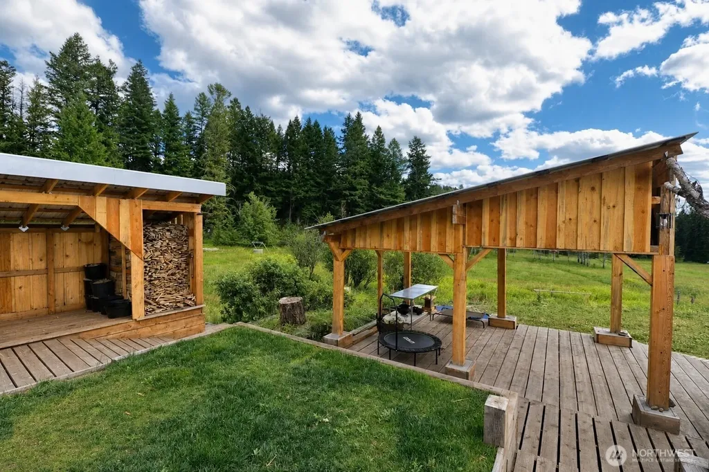 567 Pontiac Ridge Road Oroville WA 98844