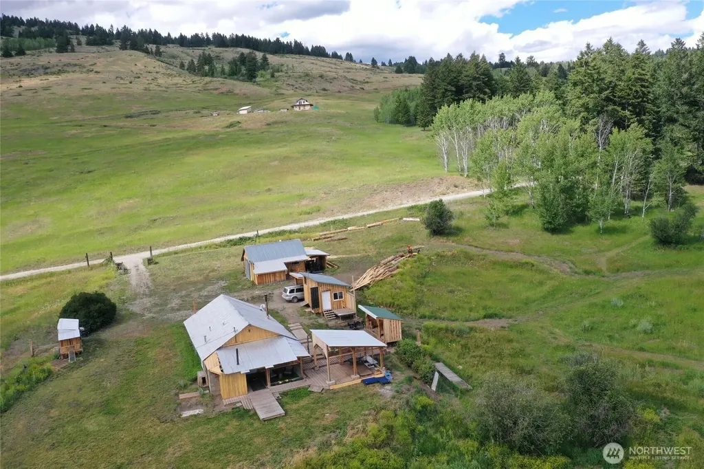 567 Pontiac Ridge Road Oroville WA 98844