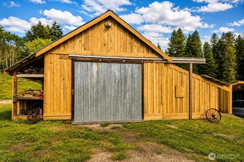 567 Pontiac Ridge Road Oroville WA 98844
