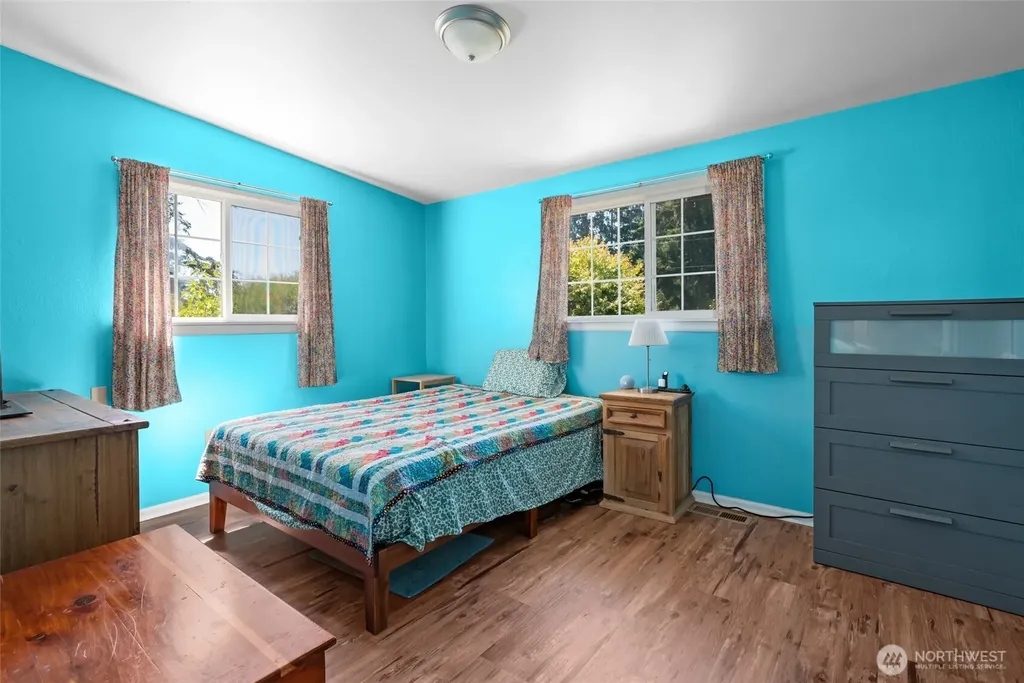 3547 Smugglers Cove Road Greenbank WA 98253