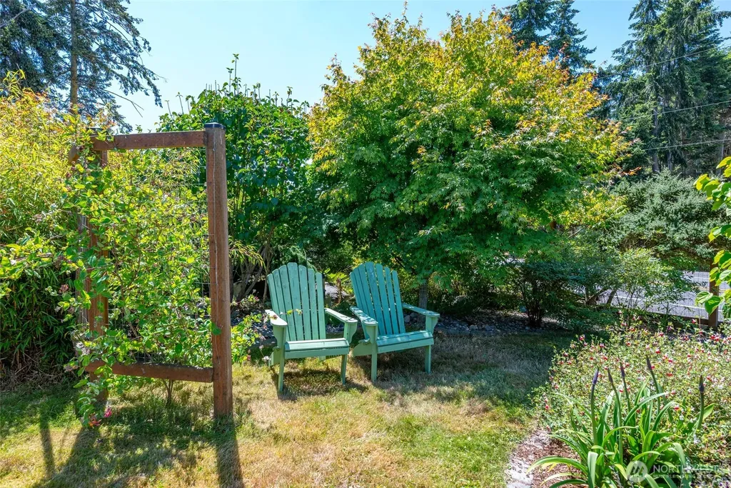 3547 Smugglers Cove Road Greenbank WA 98253
