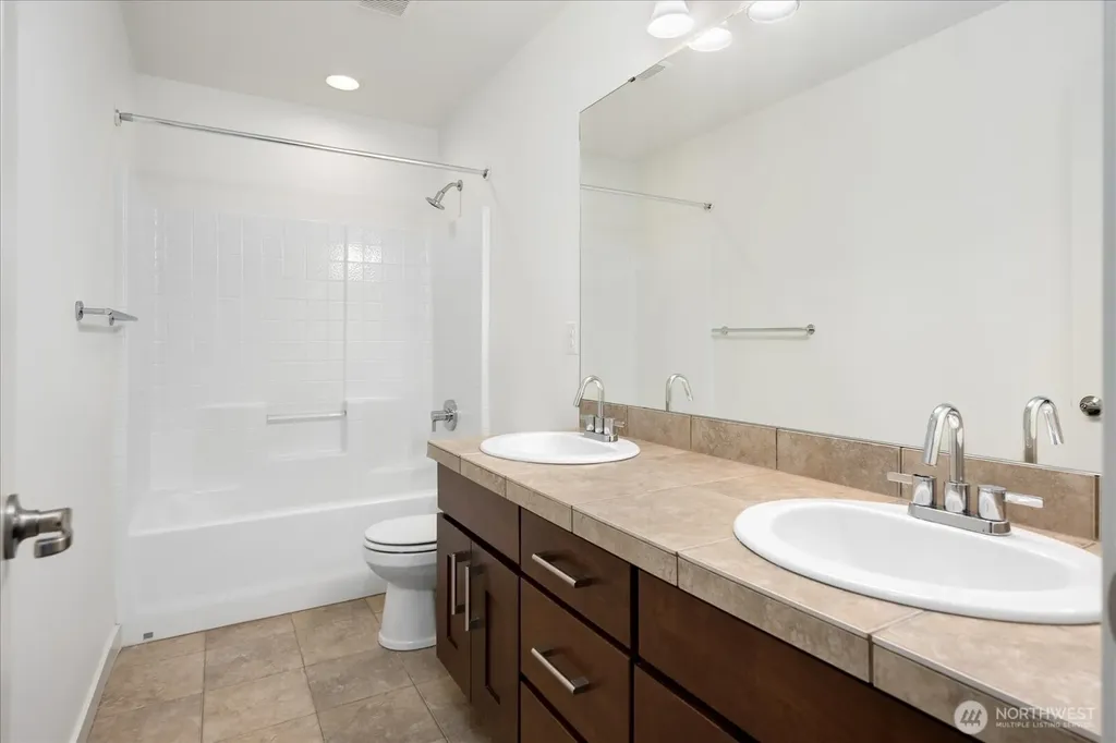 2238 236th Ave NE Sammamish WA 98074