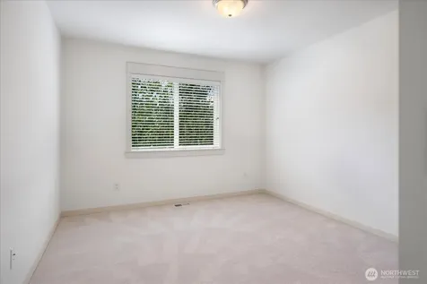 2238 236th Ave NE Sammamish WA 98074