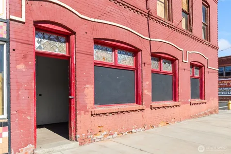 101 W 2nd Street Lind WA 99341