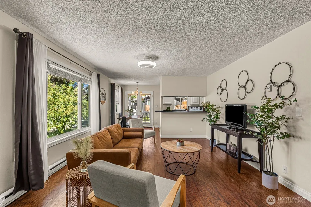 593 Rolfs Place East Wenatchee WA 98802