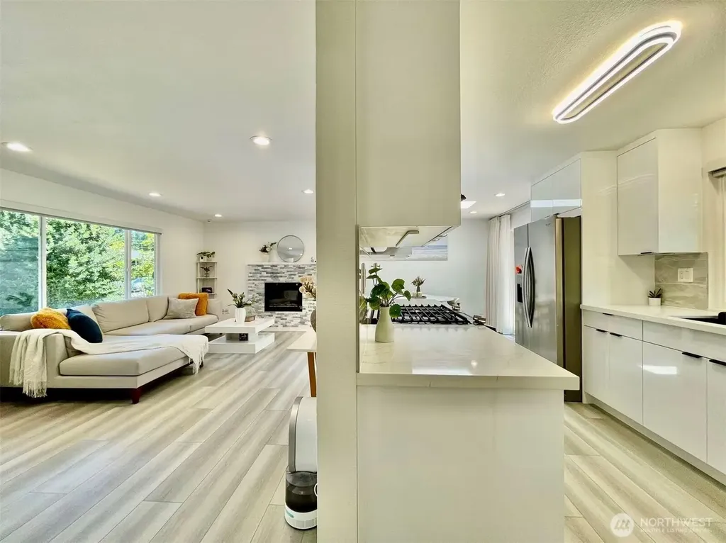 1261 150th Avenue SE Bellevue WA 98007