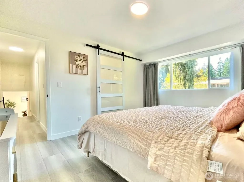 1261 150th Avenue SE Bellevue WA 98007