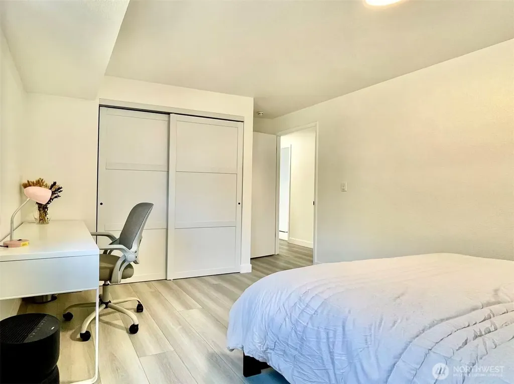 1261 150th Avenue SE Bellevue WA 98007
