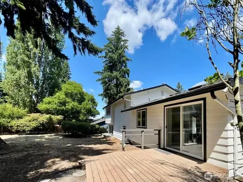 1261 150th Avenue SE Bellevue WA 98007