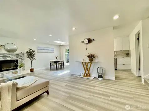 1261 150th Avenue SE Bellevue WA 98007
