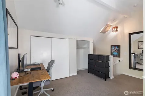 1124 14th Avenue Seattle WA 98122