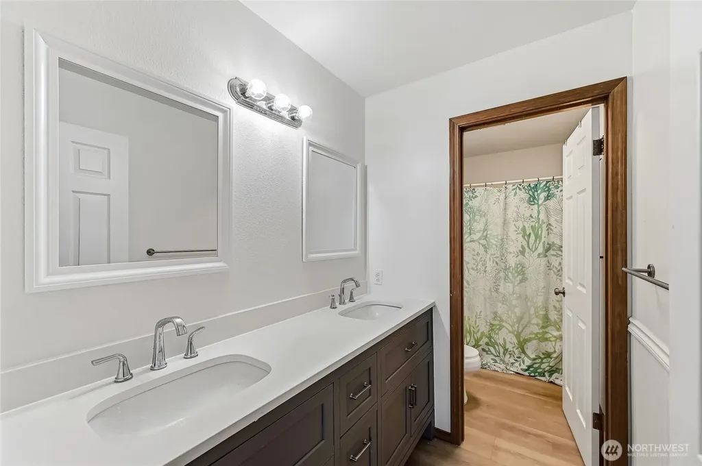 19225 208th Avenue SE Renton WA 98058