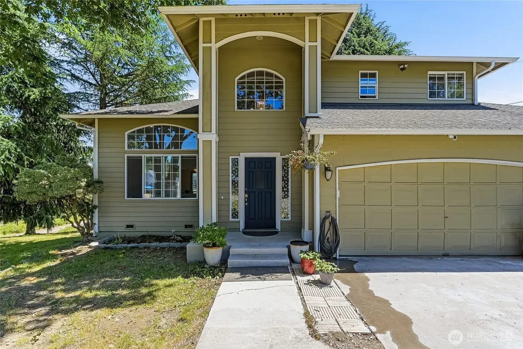 19225 208th Avenue SE Renton WA 98058