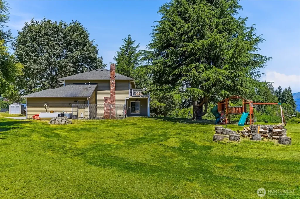 19225 208th Avenue SE Renton WA 98058