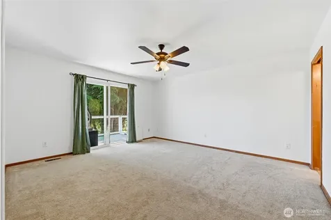 19225 208th Avenue SE Renton WA 98058
