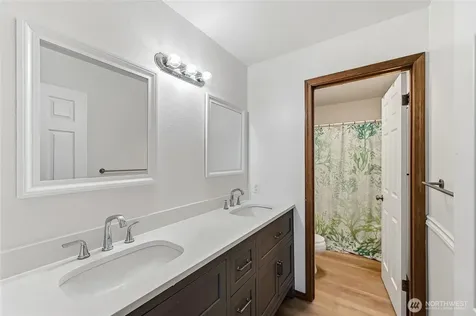 19225 208th Avenue SE Renton WA 98058
