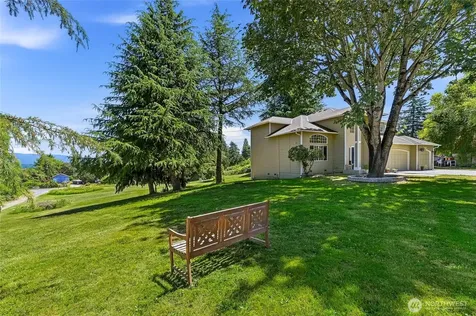 19225 208th Avenue SE Renton WA 98058