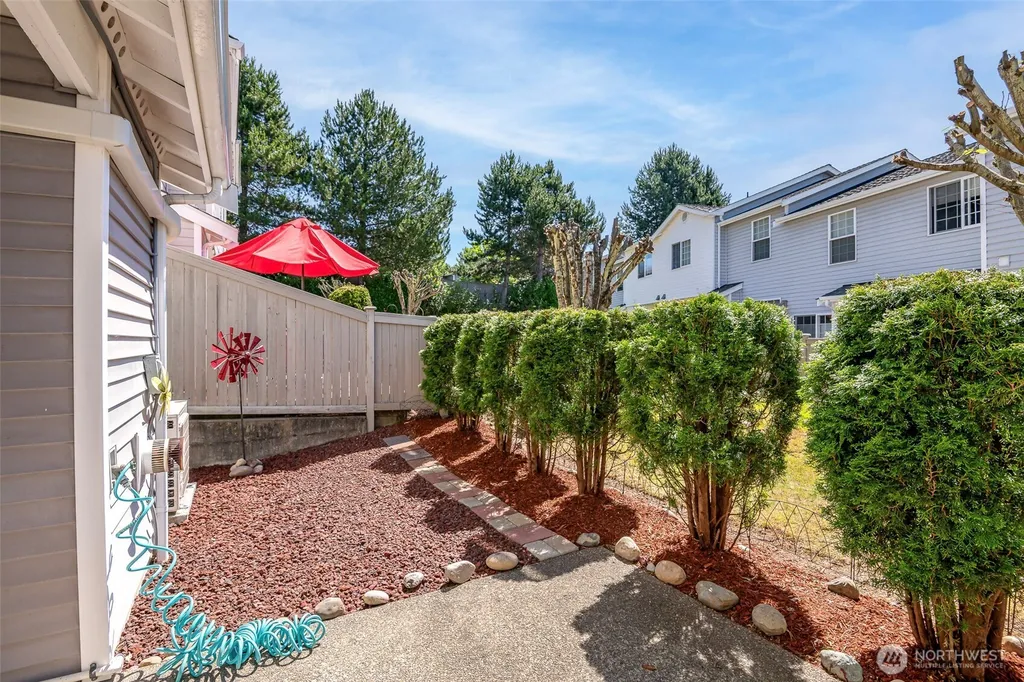 4802 Nassau Avenue NE Tacoma WA 98422