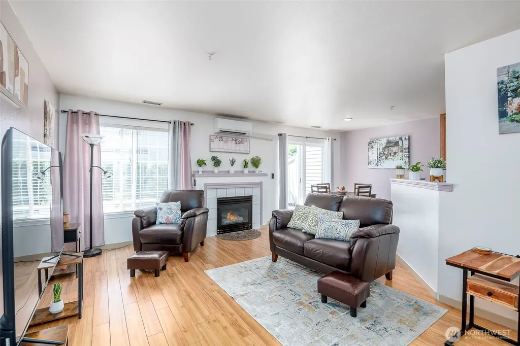 4802 Nassau Avenue NE Tacoma WA 98422