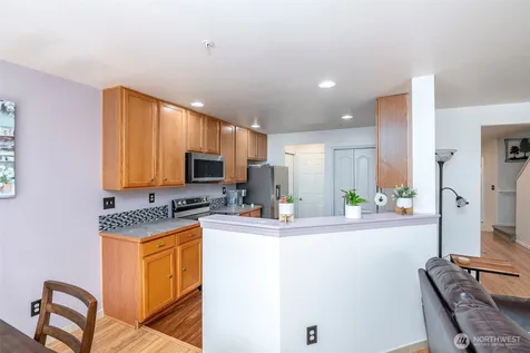 4802 Nassau Avenue NE Tacoma WA 98422
