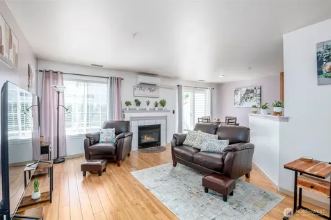 4802 Nassau Avenue NE Tacoma WA 98422