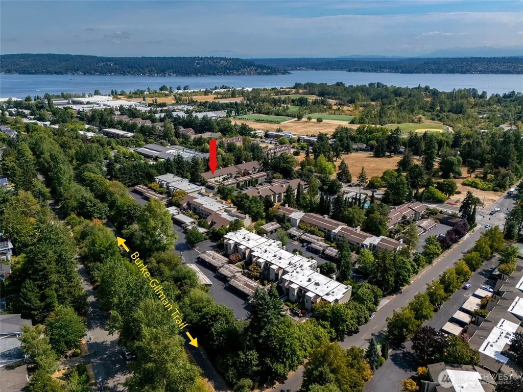 5858 NE Parkpoint Drive Seattle WA 98115