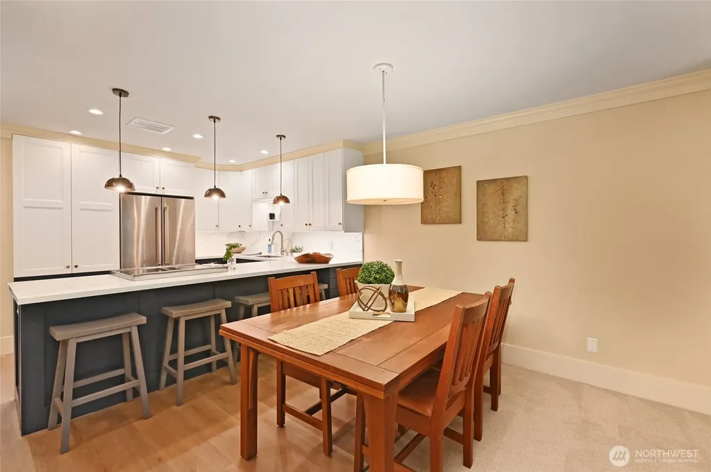 5858 NE Parkpoint Drive Seattle WA 98115