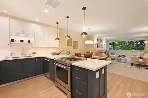 5858 NE Parkpoint Drive Seattle WA 98115