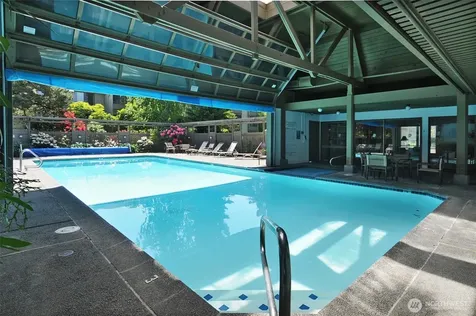 5858 NE Parkpoint Drive Seattle WA 98115