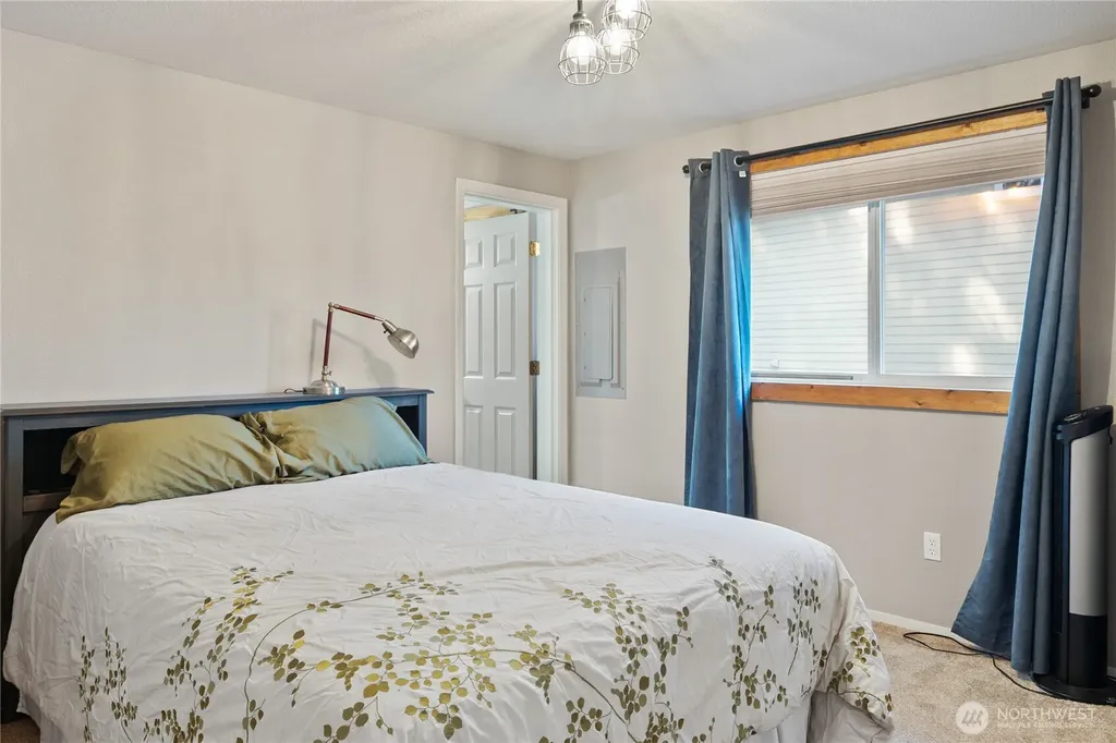 1101 E Ballantrae Drive Shelton WA 98584