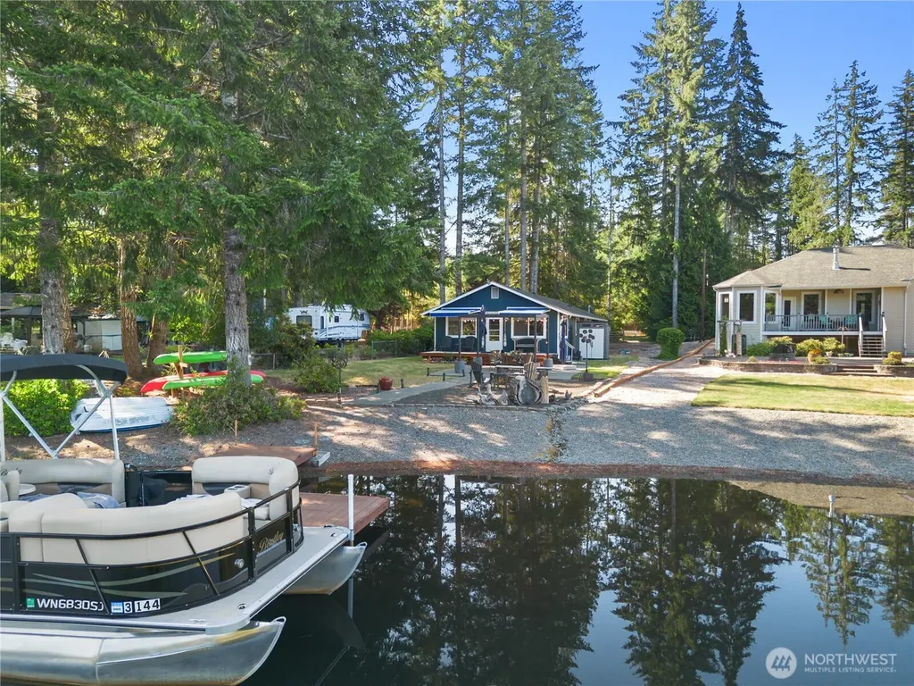 1101 E Ballantrae Drive Shelton WA 98584