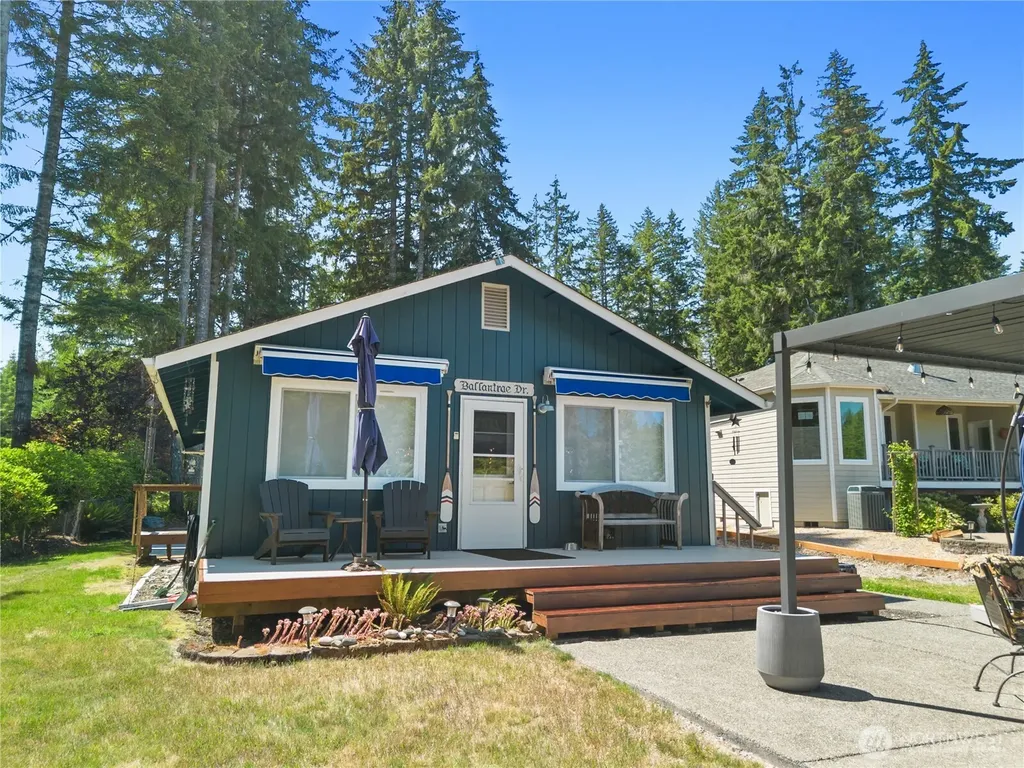 1101 E Ballantrae Drive Shelton WA 98584
