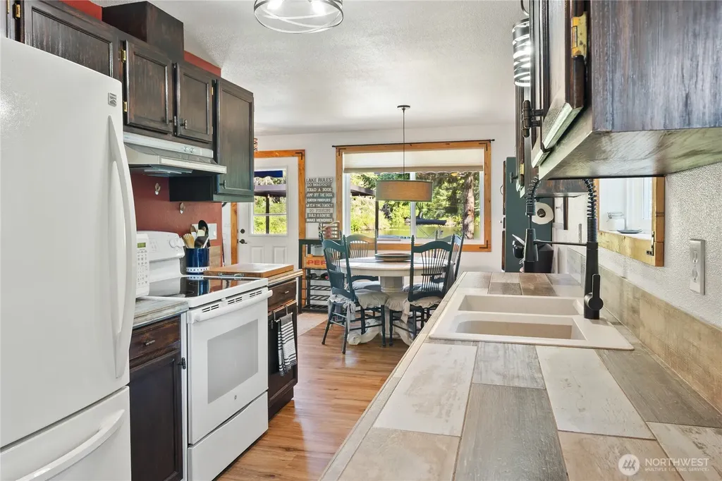 1101 E Ballantrae Drive Shelton WA 98584